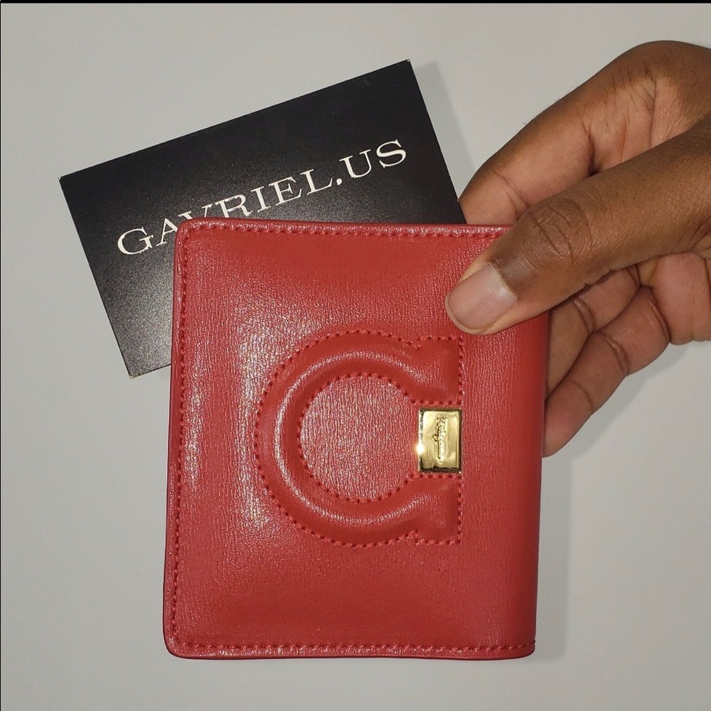 Salvatore Ferragamo Gancini French Wallet in Red - Picture 2 of 5